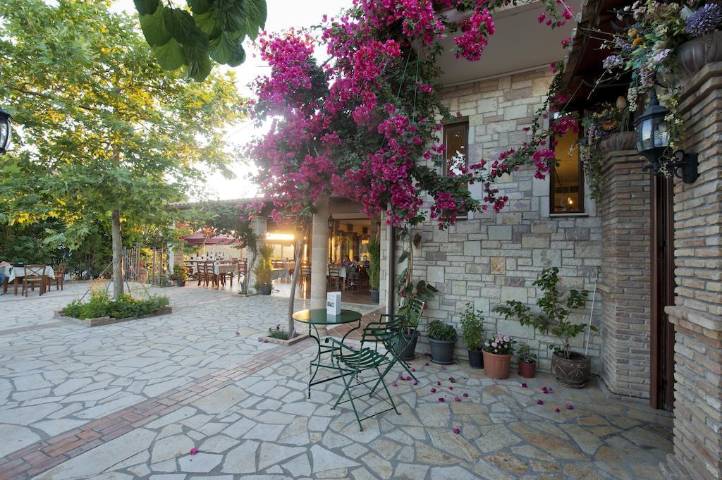 Bacchus Hotel Ancient Olympia Екстериор снимка